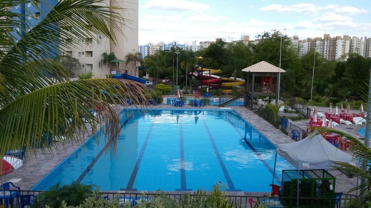Golden Dolphin Express 5Pessoas Mais 1 Crianca Ate 5 Anos Com Toalhas E Roupas De Cama,Lencois, Travesseiros E Fronhas E 3 Parques Aquaticos Termais Limpeza Impostos E Taxas Ja Incluso Caldas Novas Exteriér fotografie
